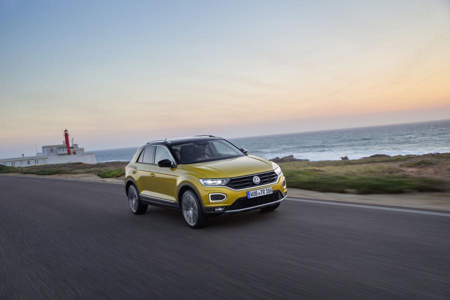  Volkswagen T-Roc 4Motion 2017 года  (WW) (фото 36 из 59)
